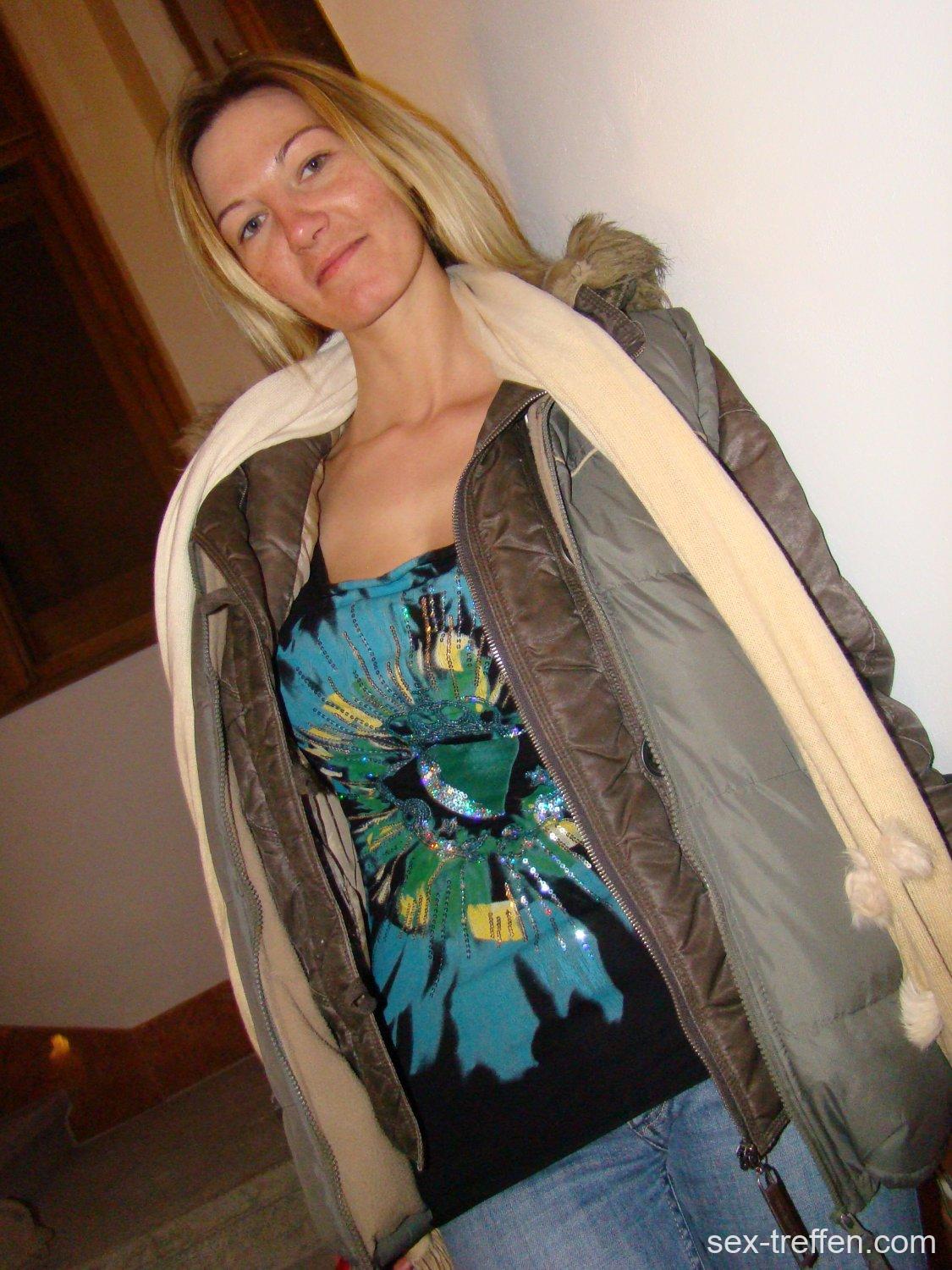Möchte lockere Typen für Sextreffs im Raum Altenburg finden Geiles Weib 31 Jahre sucht lockere Typen